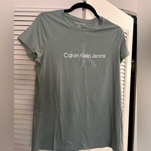 Calvin Klein Jeans Sage Green Short Sleeve